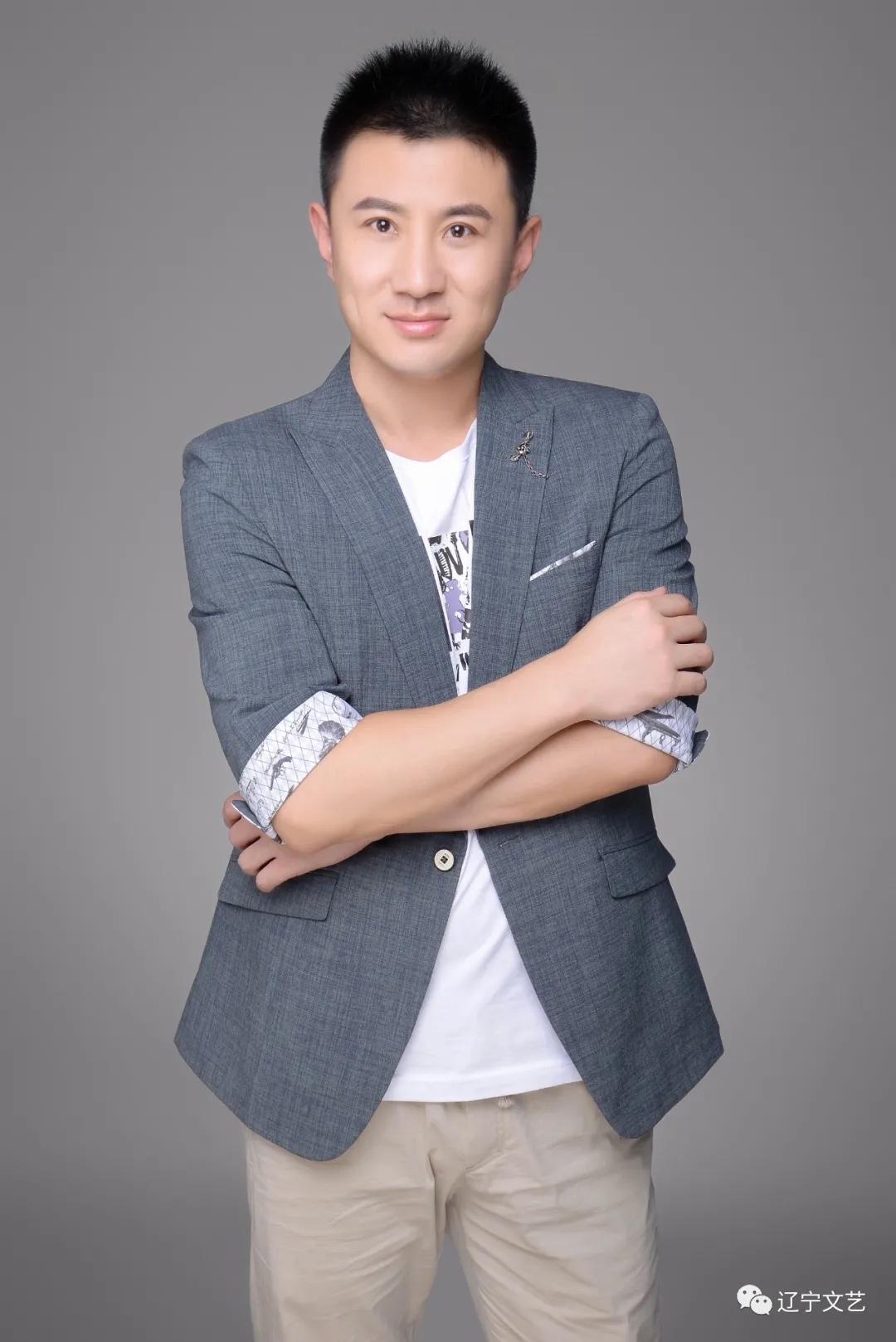 出他们的人物专题。　　本期人物：辽宁省文联优秀青年文艺家——张大光